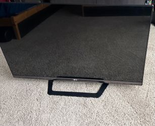 LG Flat Screen TV with Stand 47LM6400 MODEL NO NO MODELE: 47LM6488-UA