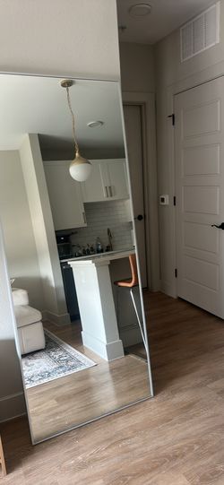 Long mirror