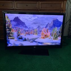 LG TV 42” LED - LCD HDTV