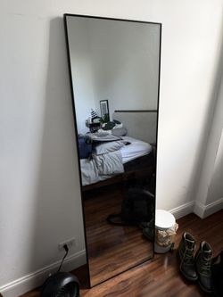 Standup Mirror 5’8