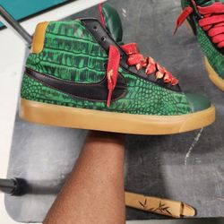 *RARE* Nike SB Blazer Mid "GODZILLA" 