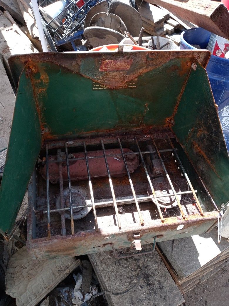 Coleman Camping Stove 425E