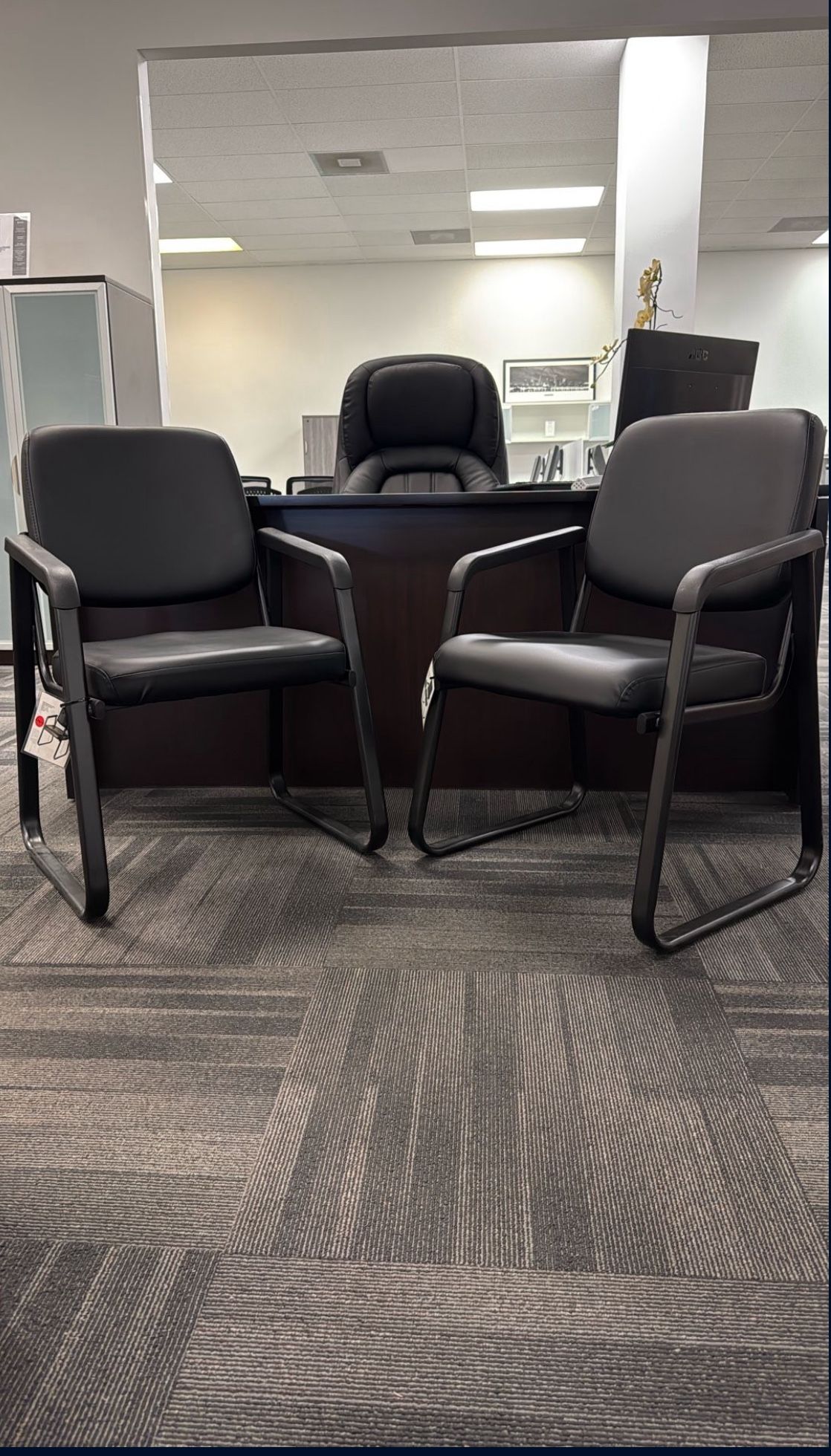 Modern Guest Chair | Office Chair