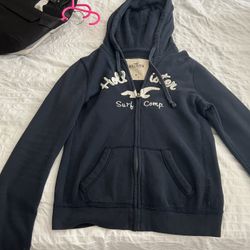 Hollister Sweater medium