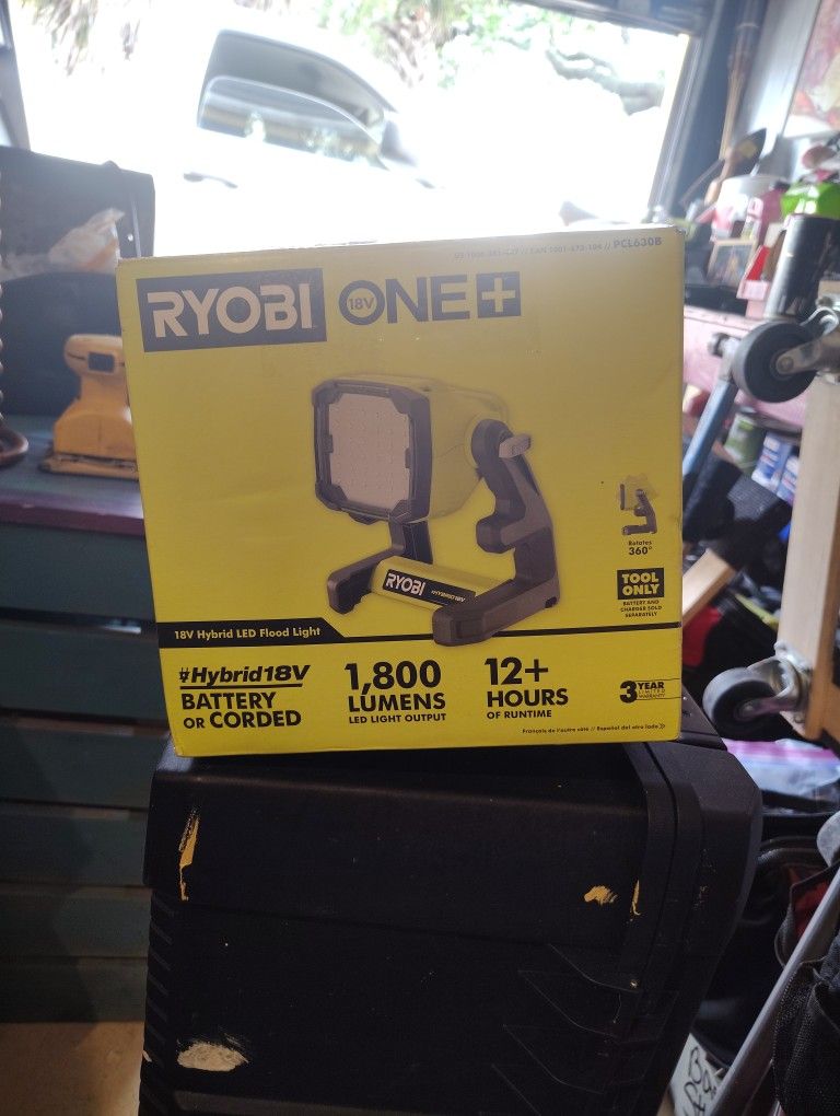 ONE+ 18V Hybrid LED Work Light (Tool Only)