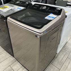 Samsung - 5.0 cu. ft. Top Load Washer with Active WaterJet in Champagne (Retail Price $1099)