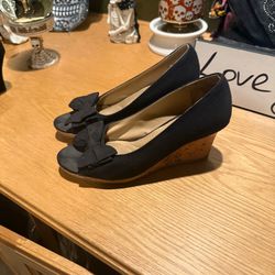 Women’s shoes