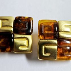 1970s GIVENCHY Logo Mate Gold Plated Tortoiseshell Lucite Clip On Earrings