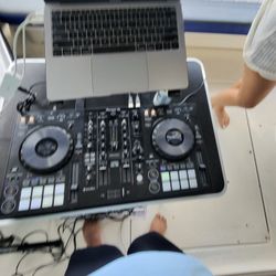 Pioneer DDJ 800