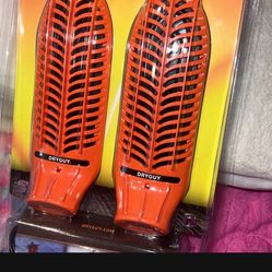 Traveling Potable Dryer For Boots And Shoes 