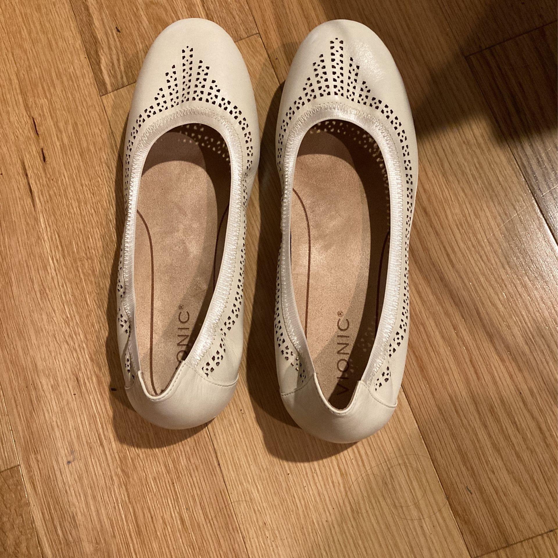 New Vionic Leather Ballet Flat,  9-Wide