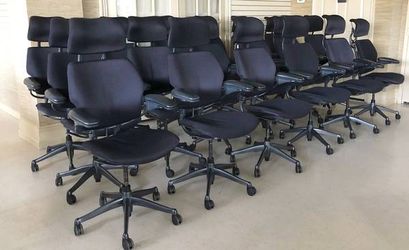 Humanscale Freedom High End Office Chairs - With Headrests!