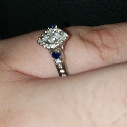 Sapphire and diamond ring