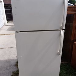 Free Fridge 