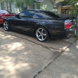 2008 Ford Mustang