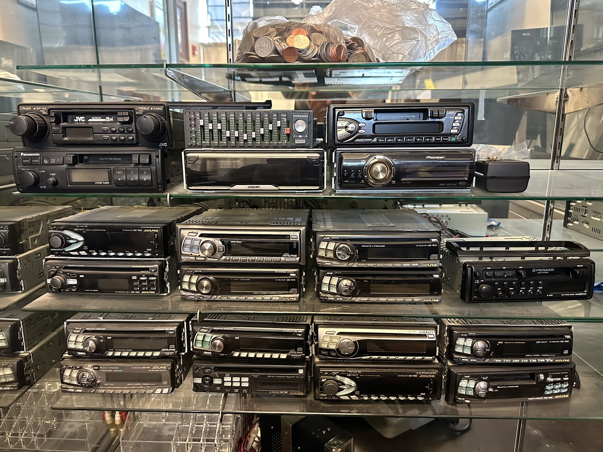 Alpine Stereos Radios 