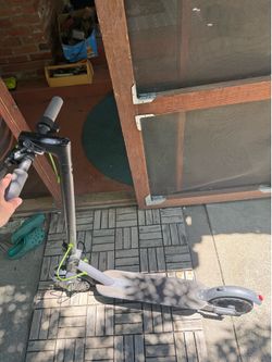 Electric scooter