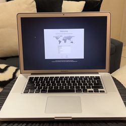 Apple MacBook Pro Laptop 15inch