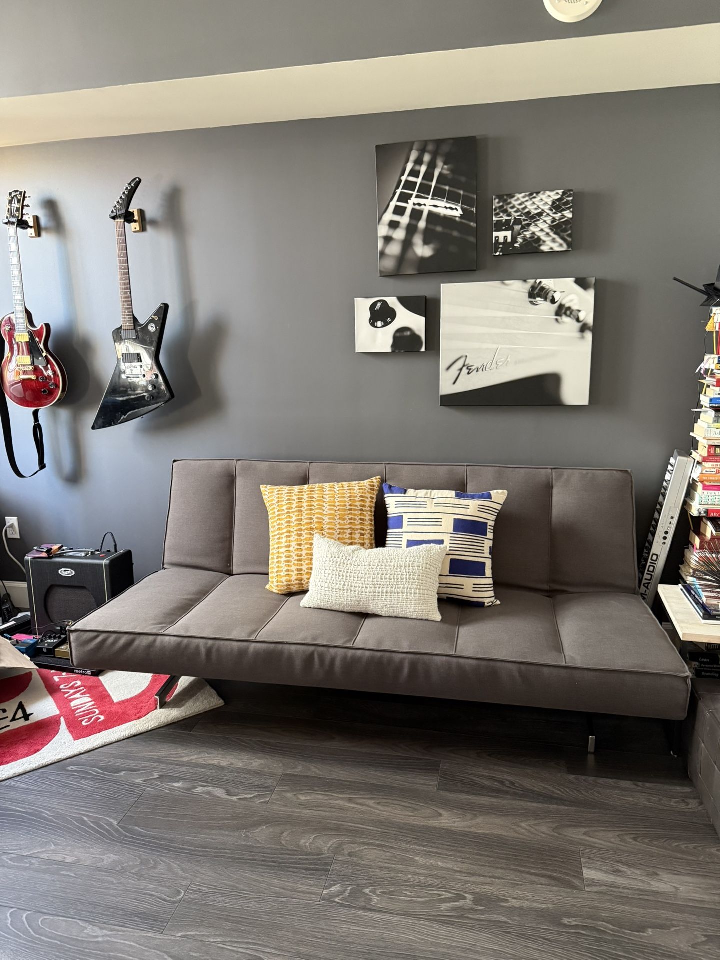 CB2 Futon