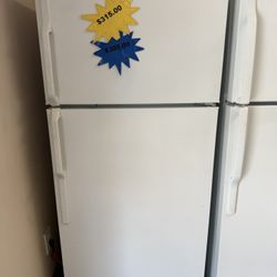 Apartment style- Hotpoint Refrigerator (6 Months Warranty) ALKA#8171