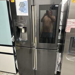 Samsung Family Hub Refrigerator