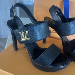 Louis Vuitton Women’s High Heels. Pre Owned. Color Black. Size 39