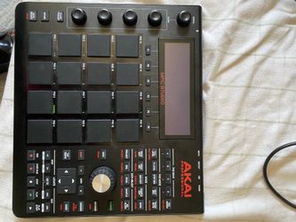 Akai beat machine (black)
