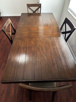 🚨 MOVING SALE – MUST GO ASAP! 🚨 Expandable Solid Wood Dining Table + 4 Chairs | Seats Up to 10 | $425 OBO
