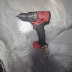 Milwaukee M18 FUEL 1/2inch Hammer Drill/Driver