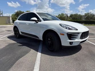 2017 Porsche Macan