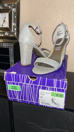 Silver Glitter Heels 🩶