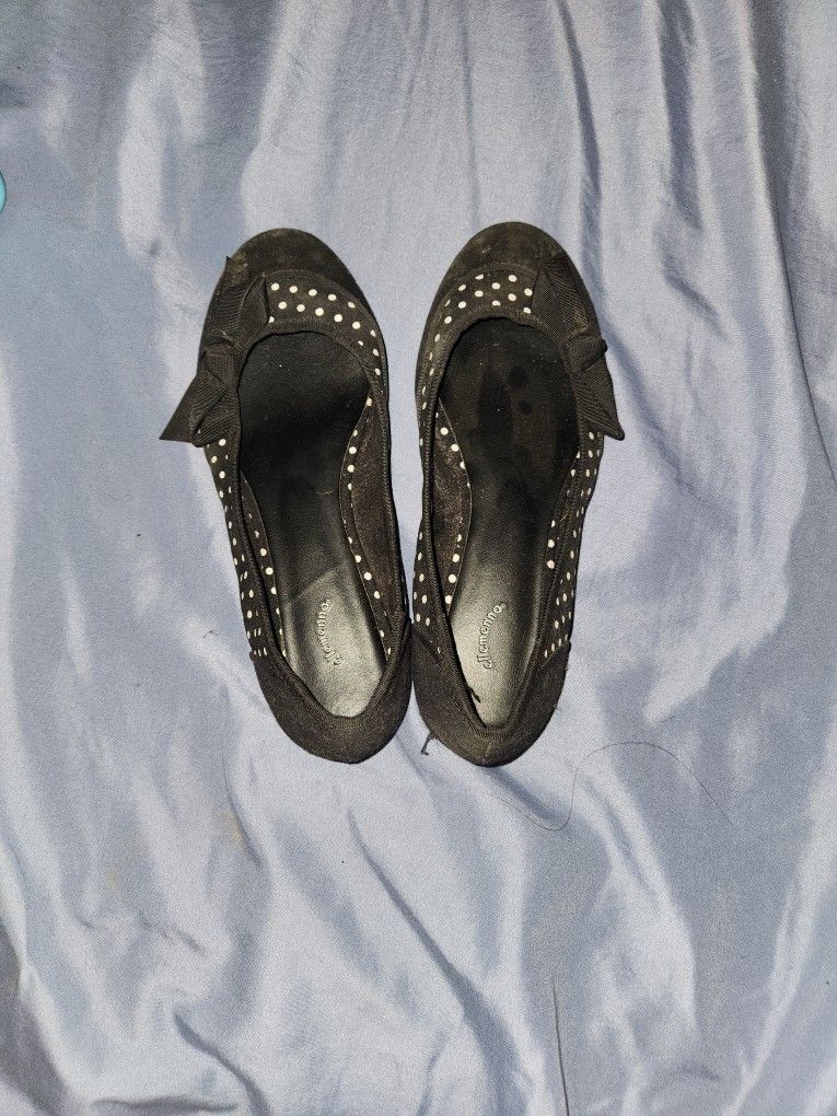 Black Polka Dot Flats