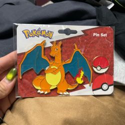 Pokémon Charizard & Poké Ball Enamel Pin Set