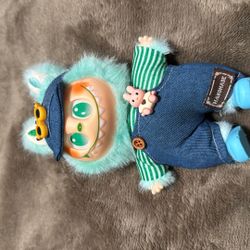 Gas Station Labubu Lafufu 