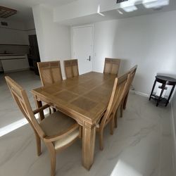 7-piece extendable dining set (seats up to 10)