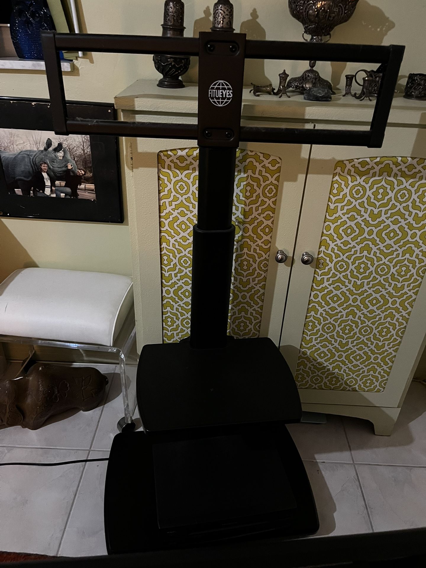 Swivel TV stand on wheels good for corner metal