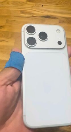 IPHONE 17 PRO 256 GB UNLOCKED