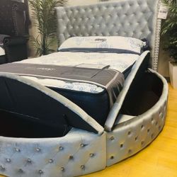 Delilah Gray Queen/King Modern Luxury Upholstery Storage Bed /P