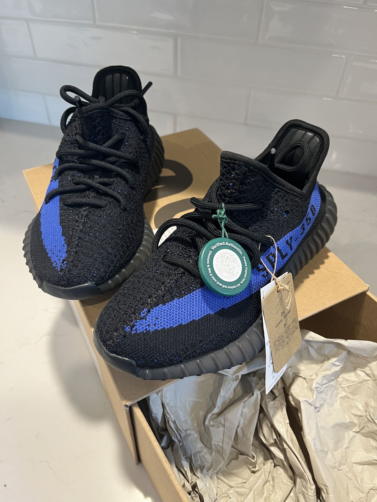 Dazzling Blue Yeezy Boost 350 S Adidas Yeezy Boost 350 V2 Dazzling 