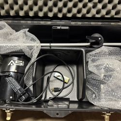 2 Smith Victor Studio Lights In Case