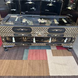 Genuine Hand-Lacquered Japanese Storage Chest w/ Hand Carved Mother-of-Pearl Inlay - Okinawa - 36x16