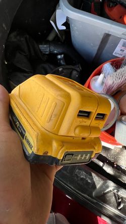 USB adapter dewalt on the go portable charger