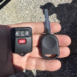 Car Keys N Remotes/ Llaves Con Control 