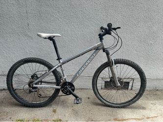 Cannondale Mountain Bike w/ hydraulic brakes