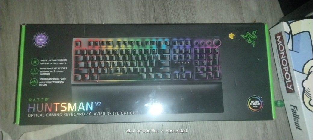 Razer huntsman V2 keyboard