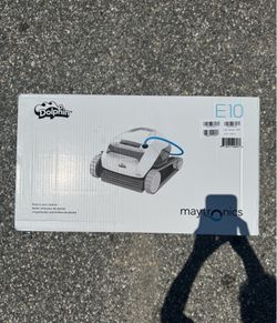 Maytronics Dolphin E10 - Robotic Pool Cleaner Vacuum- NEW!!