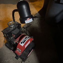     Oregon Blade Grinder  1/2 Hp With Light And Adjustable Knob 