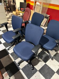 5 Office chairs for $250