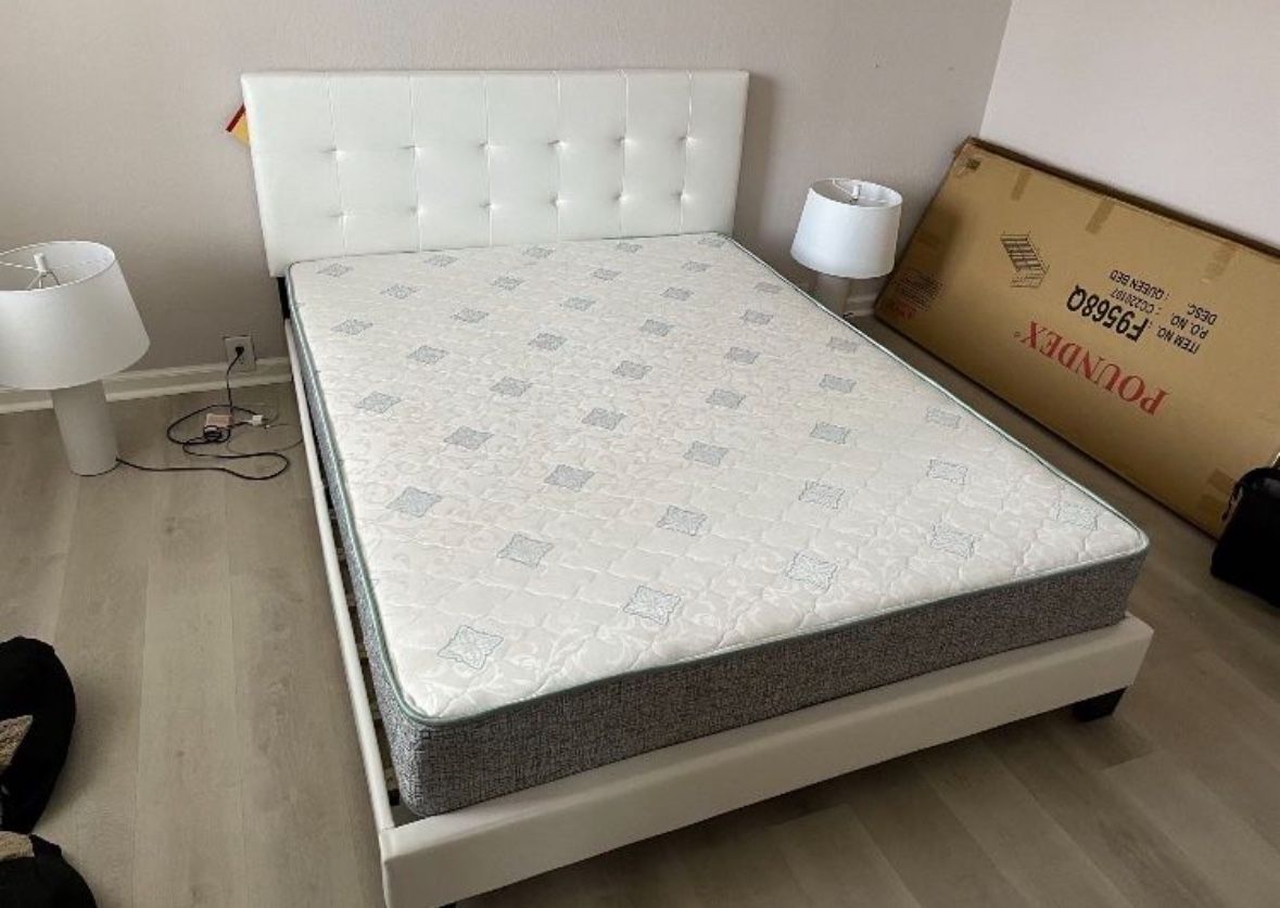 Queen Size Bed Frame With Mattress 