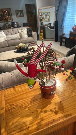 Grinch Christmas Centerpiece